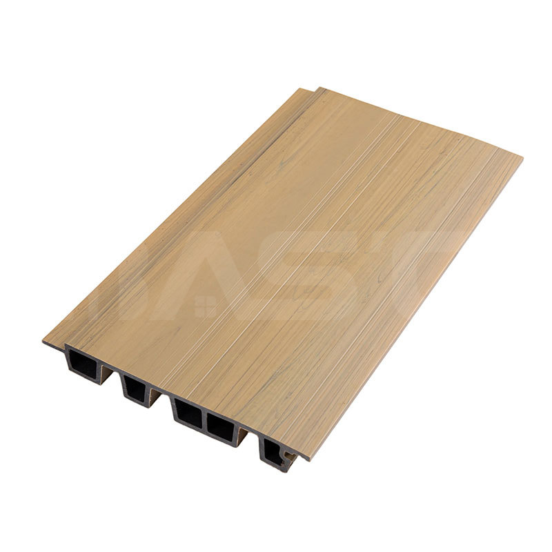 Apakah Decking Komposit Menjadi Panas di Musim Panas? Kebenaran yang Jujur